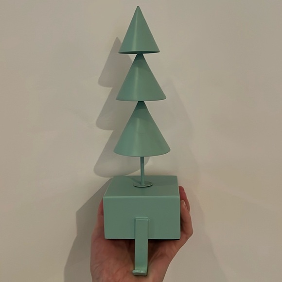 Gorgeous! Super Heavy “West Elm” Mint Green Tree Stocking Holder! - Picture 11 of 16